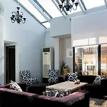 Apartament Sinanis *