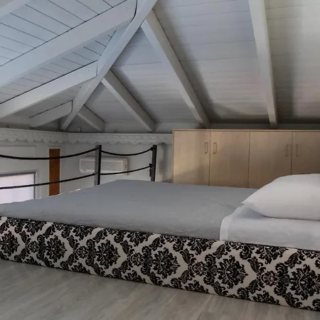 Apartment Sinanis